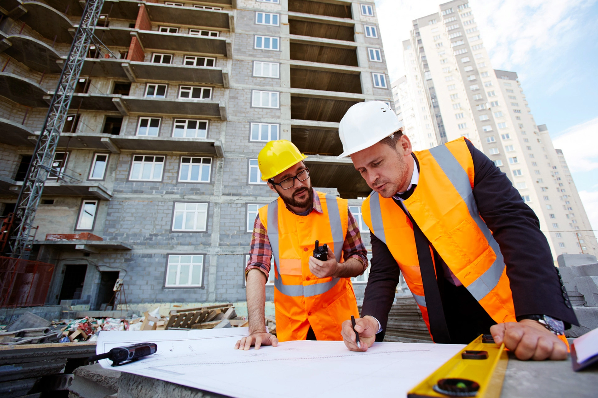 Como escolher uma boa construtora: 10 dicas essenciais